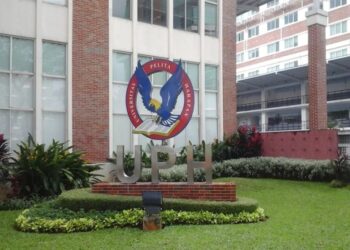 Universitas milik konglomerat Indonesia
